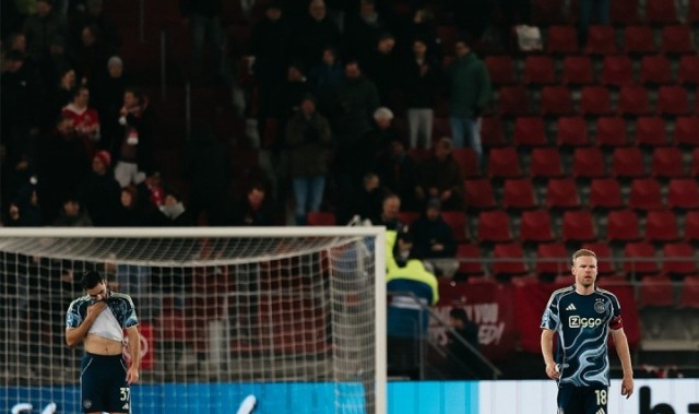 世界杯官网直播app下载中心-全崩了！贾府荷兰杯0-6创近百年最惨痛失利，欧冠倒3联赛落后16分